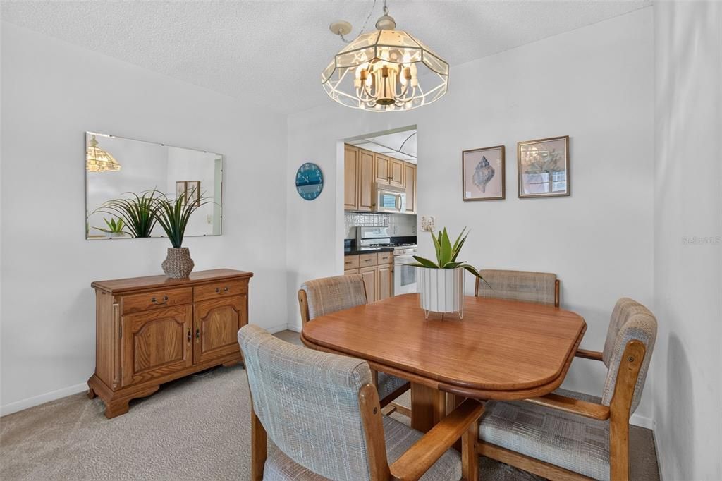For Rent: $2,100 (2 beds, 2 baths, 1120 Square Feet)
