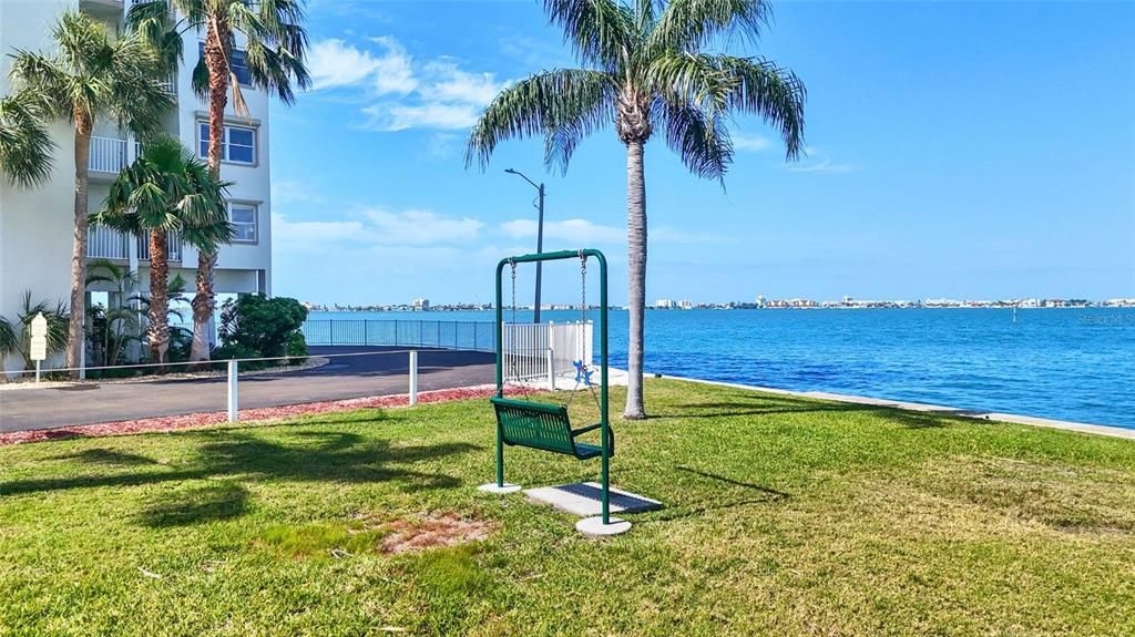 For Rent: $2,100 (2 beds, 2 baths, 1120 Square Feet)