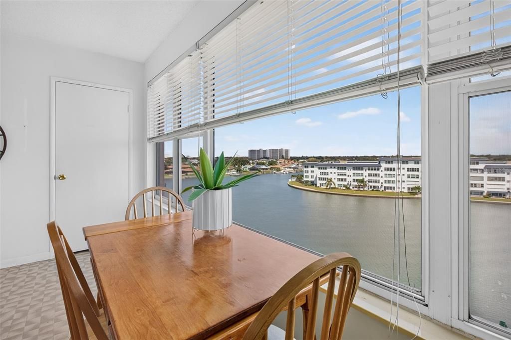 For Rent: $2,100 (2 beds, 2 baths, 1120 Square Feet)