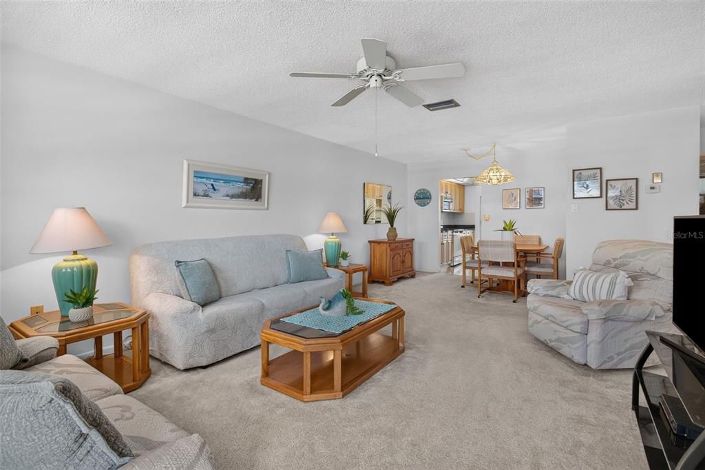 For Rent: $2,100 (2 beds, 2 baths, 1120 Square Feet)
