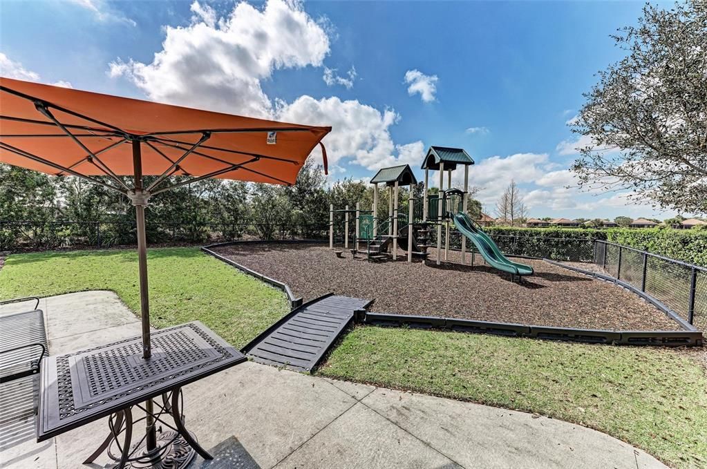 For Sale: $499,000 (2 beds, 2 baths, 1684 Square Feet)