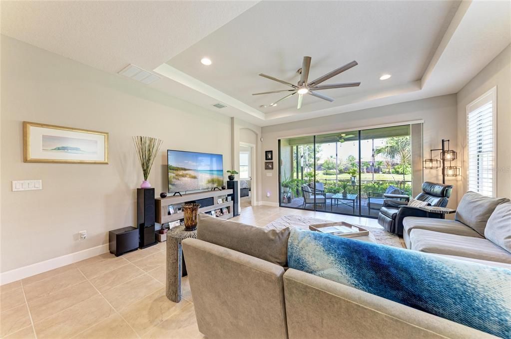 For Sale: $499,000 (2 beds, 2 baths, 1684 Square Feet)