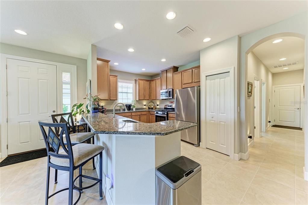 For Sale: $499,000 (2 beds, 2 baths, 1684 Square Feet)