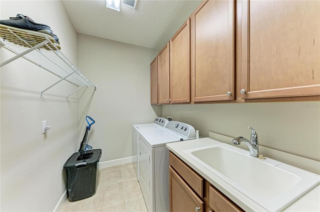 For Sale: $499,000 (2 beds, 2 baths, 1684 Square Feet)