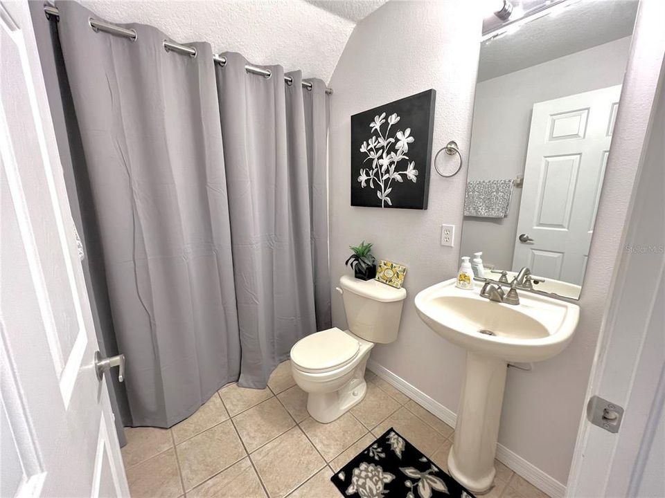 For Sale: $229,000 (3 beds, 0 baths, 1560 Square Feet)