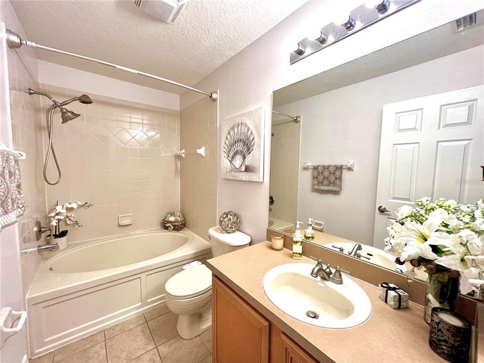 For Sale: $229,000 (3 beds, 0 baths, 1560 Square Feet)