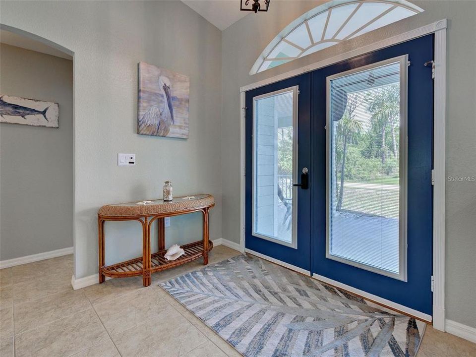 For Sale: $415,000 (3 beds, 2 baths, 1815 Square Feet)