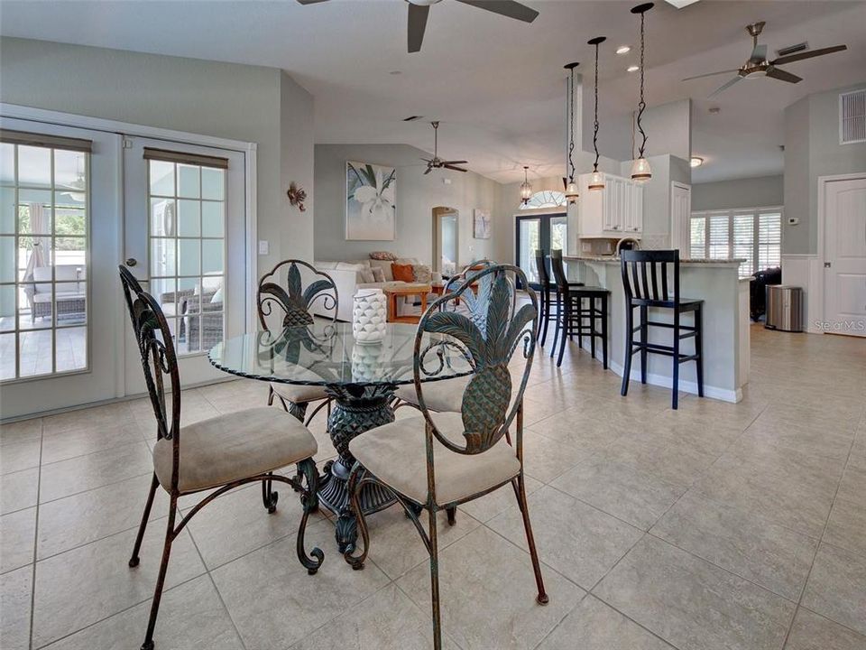 For Sale: $415,000 (3 beds, 2 baths, 1815 Square Feet)