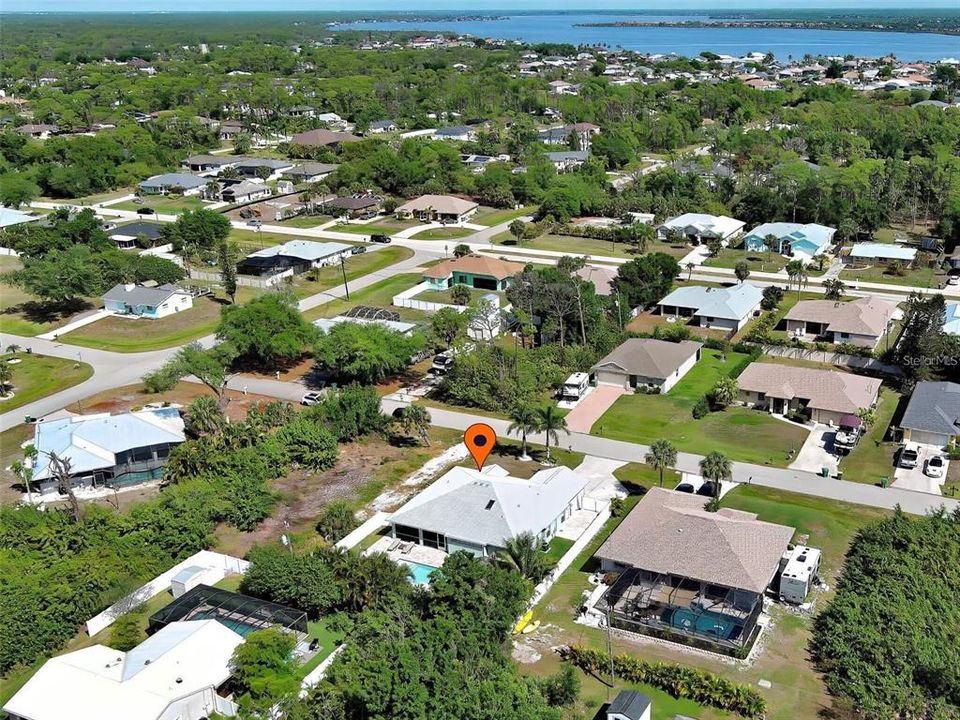 For Sale: $415,000 (3 beds, 2 baths, 1815 Square Feet)