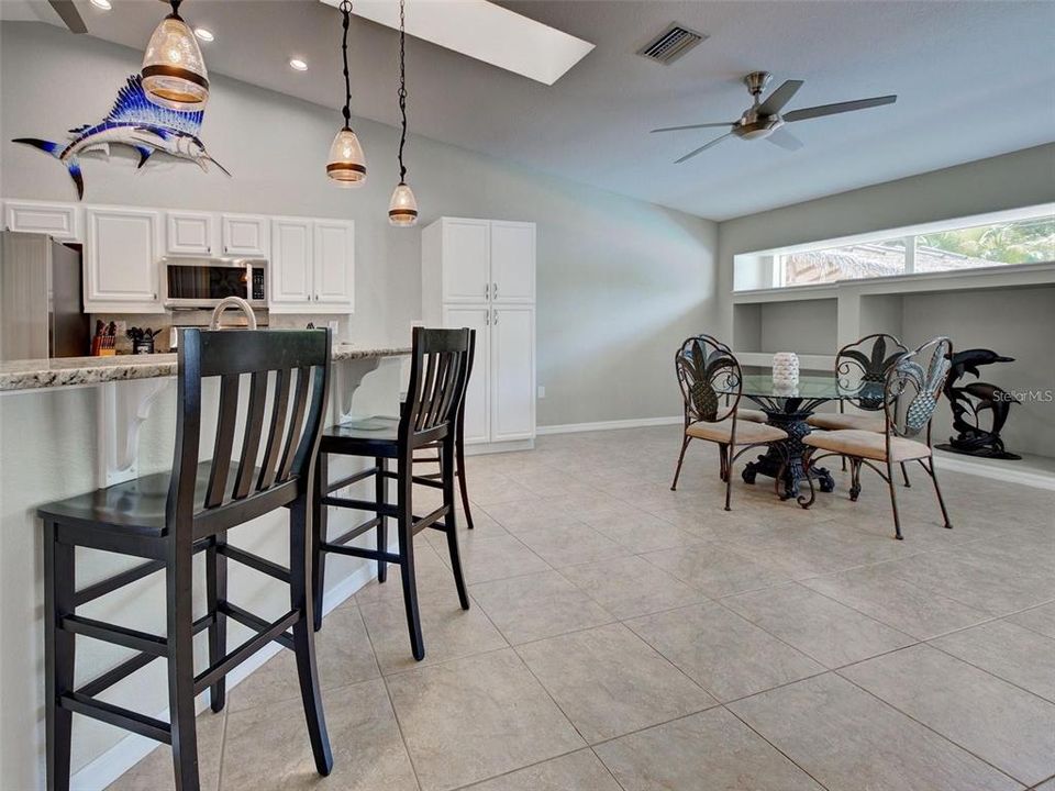 For Sale: $415,000 (3 beds, 2 baths, 1815 Square Feet)