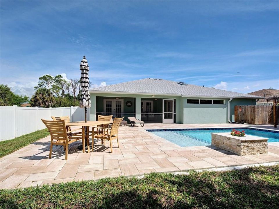 For Sale: $415,000 (3 beds, 2 baths, 1815 Square Feet)