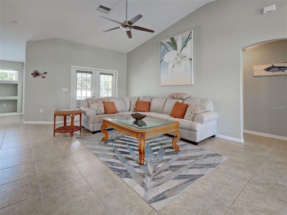 For Sale: $415,000 (3 beds, 2 baths, 1815 Square Feet)