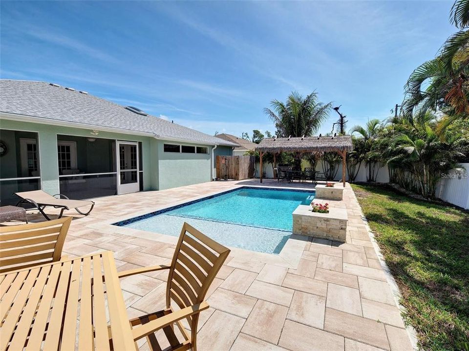 For Sale: $415,000 (3 beds, 2 baths, 1815 Square Feet)