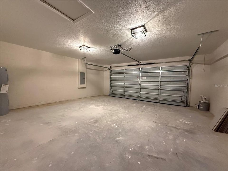 En Venta: $242,900 (3 camas, 2 baños, 1380 Pies cuadrados)