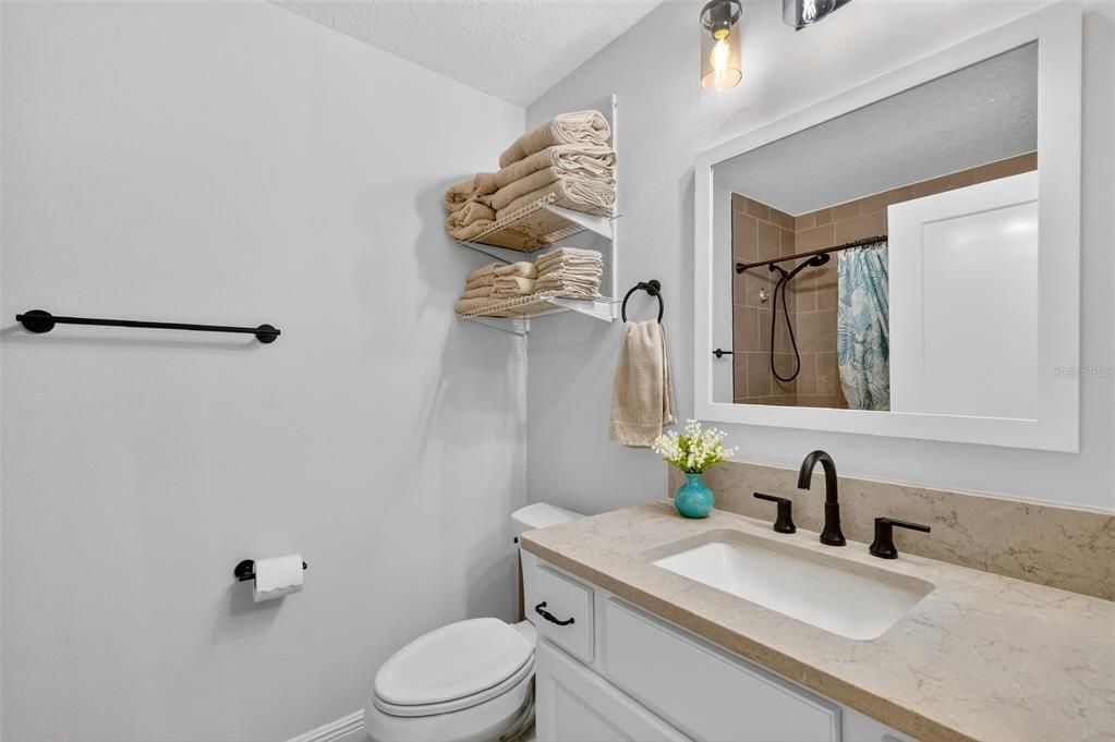 For Sale: $599,000 (3 beds, 2 baths, 1809 Square Feet)
