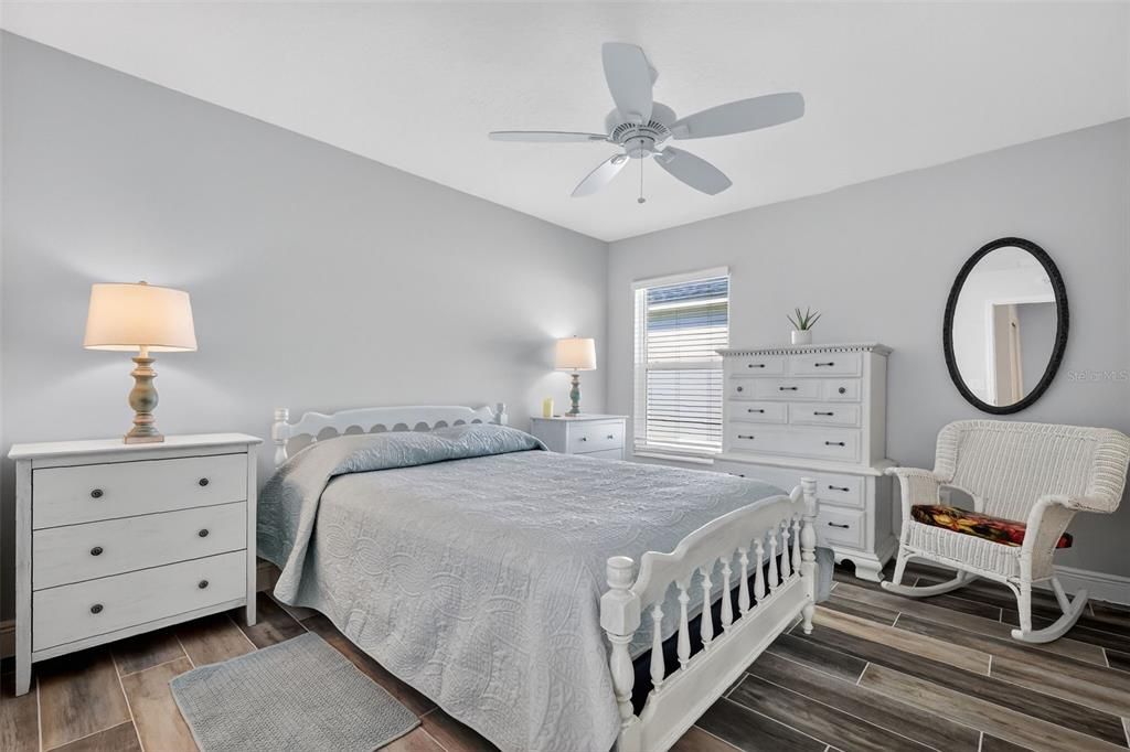For Sale: $599,000 (3 beds, 2 baths, 1809 Square Feet)
