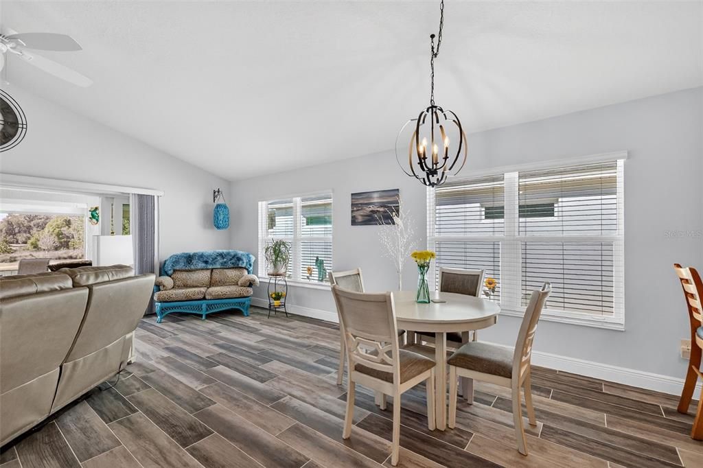 For Sale: $599,000 (3 beds, 2 baths, 1809 Square Feet)