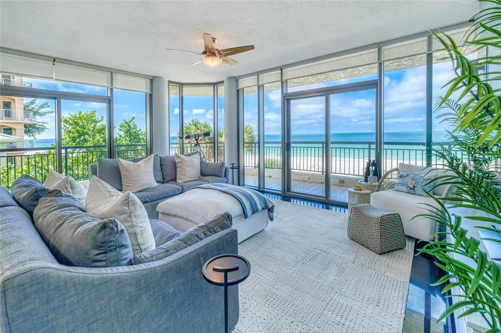For Sale: $2,150,000 (3 beds, 2 baths, 2714 Square Feet)