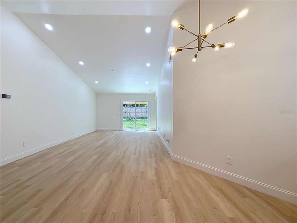 For Sale: $410,500 (4 beds, 2 baths, 1301 Square Feet)