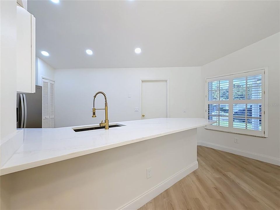 For Sale: $410,500 (4 beds, 2 baths, 1301 Square Feet)