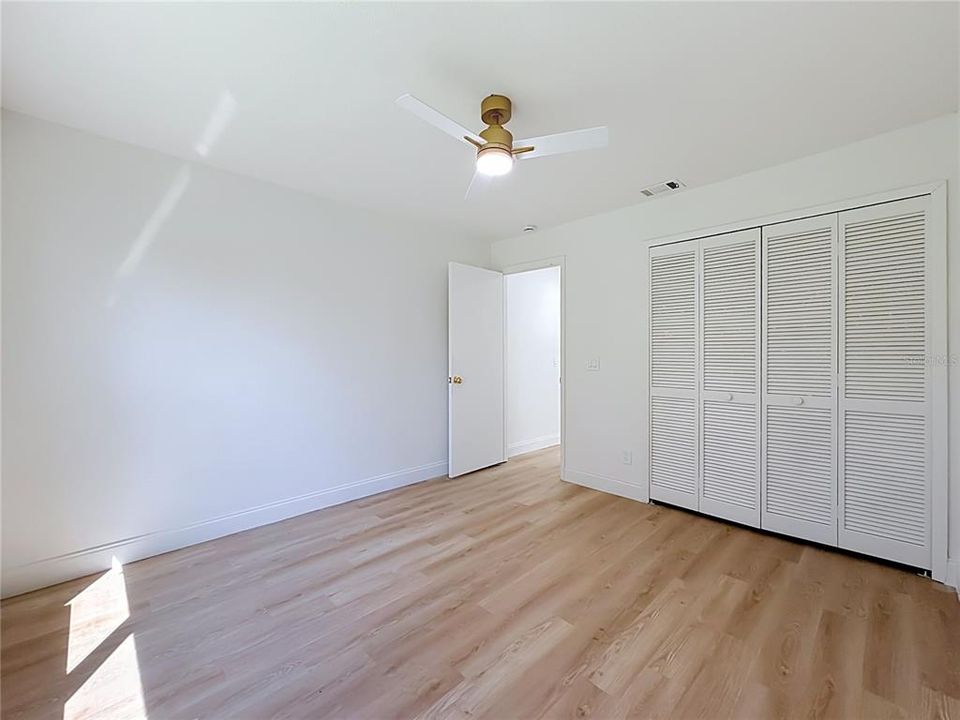 For Sale: $410,500 (4 beds, 2 baths, 1301 Square Feet)