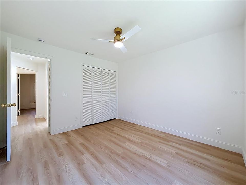 For Sale: $410,500 (4 beds, 2 baths, 1301 Square Feet)