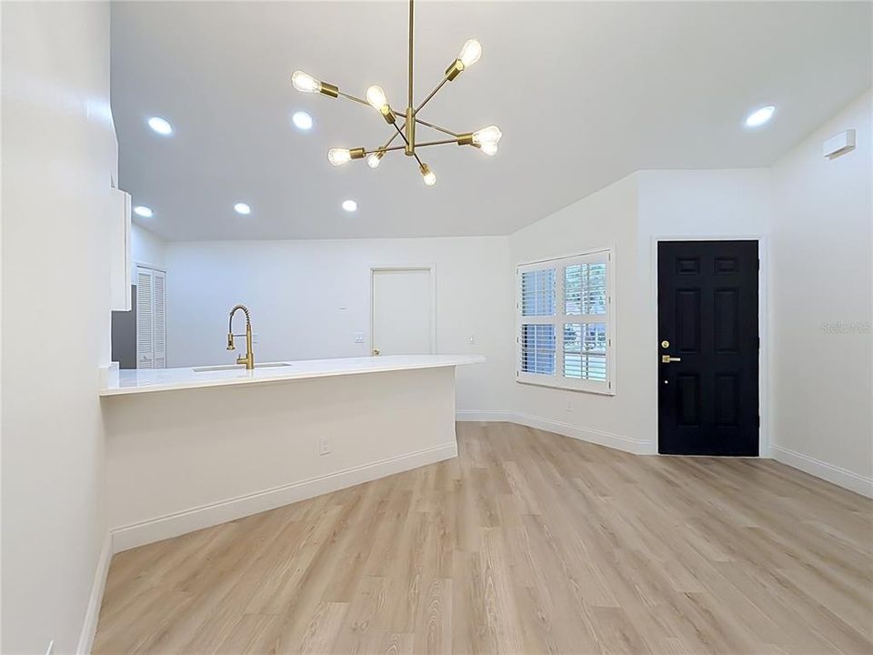 For Sale: $410,500 (4 beds, 2 baths, 1301 Square Feet)