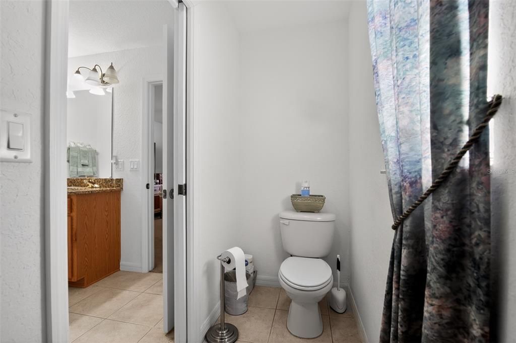 В аренду: $2,100 (4 спален, 2 ванн, 2245 Квадратных фут)