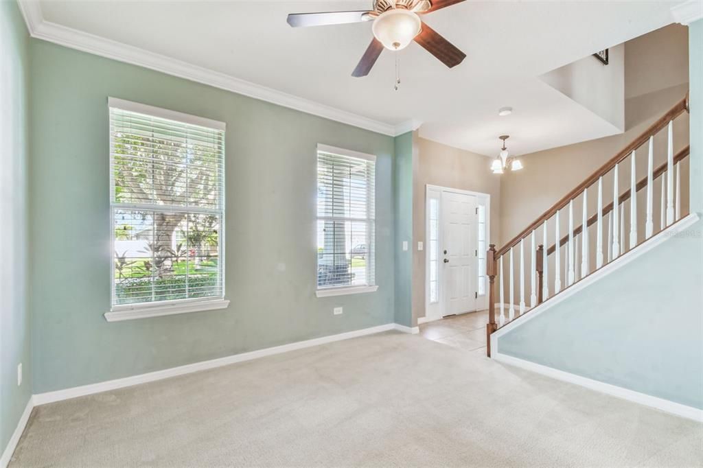 For Rent: $2,950 (4 beds, 2 baths, 2731 Square Feet)