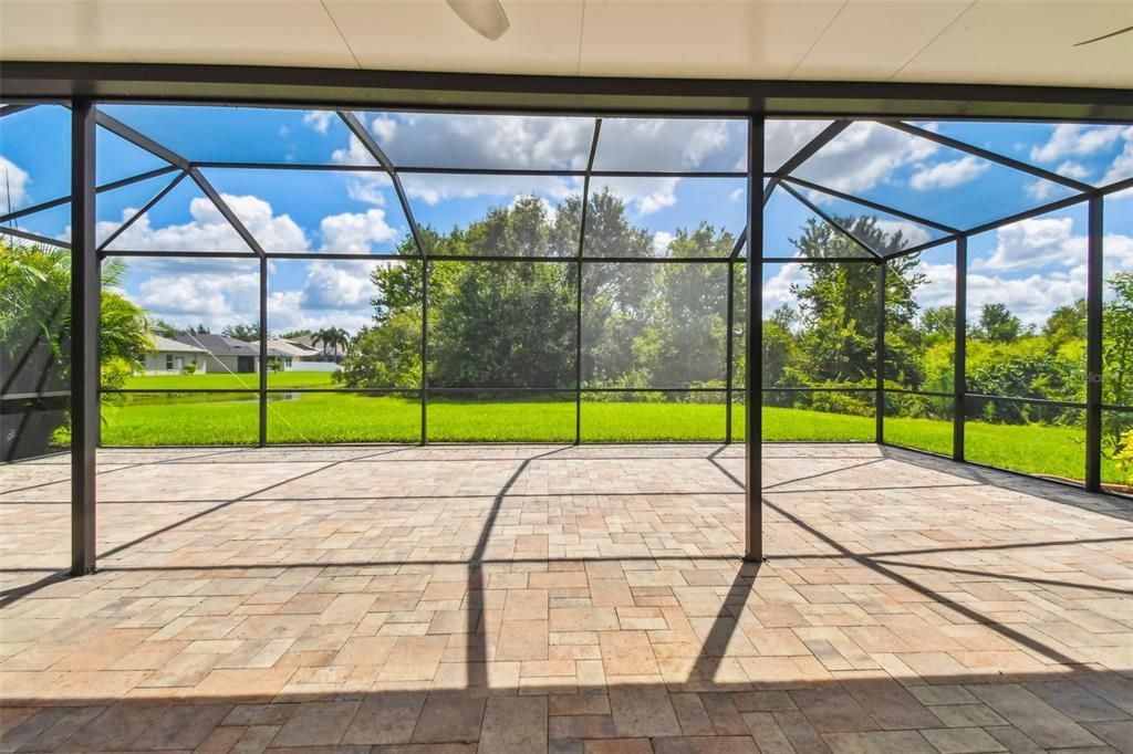 For Rent: $2,950 (4 beds, 2 baths, 2731 Square Feet)