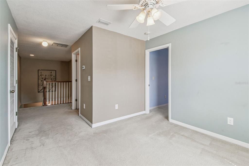 For Rent: $2,950 (4 beds, 2 baths, 2731 Square Feet)