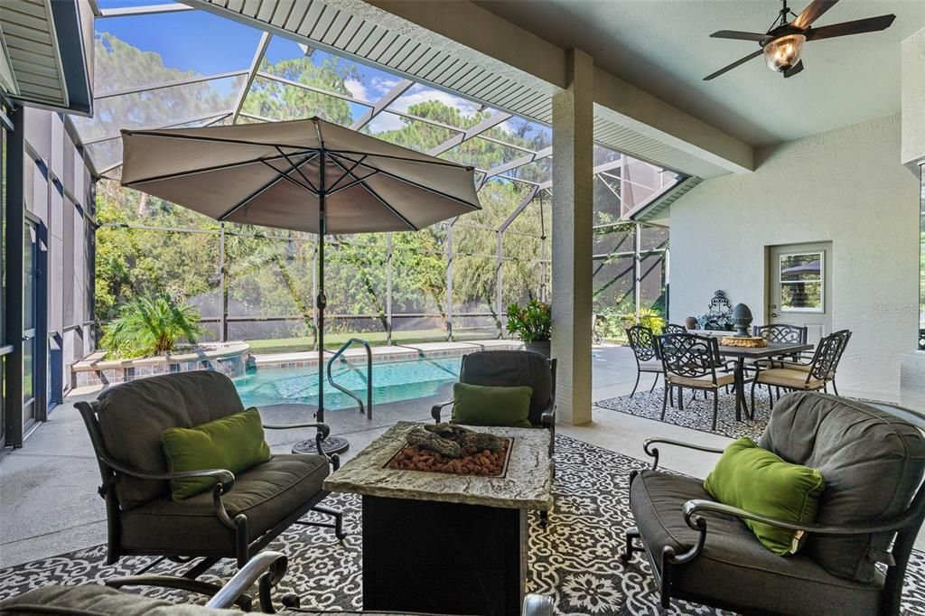 En Venta: $735,000 (3 camas, 2 baños, 2419 Pies cuadrados)