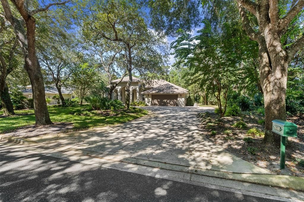 En Venta: $735,000 (3 camas, 2 baños, 2419 Pies cuadrados)