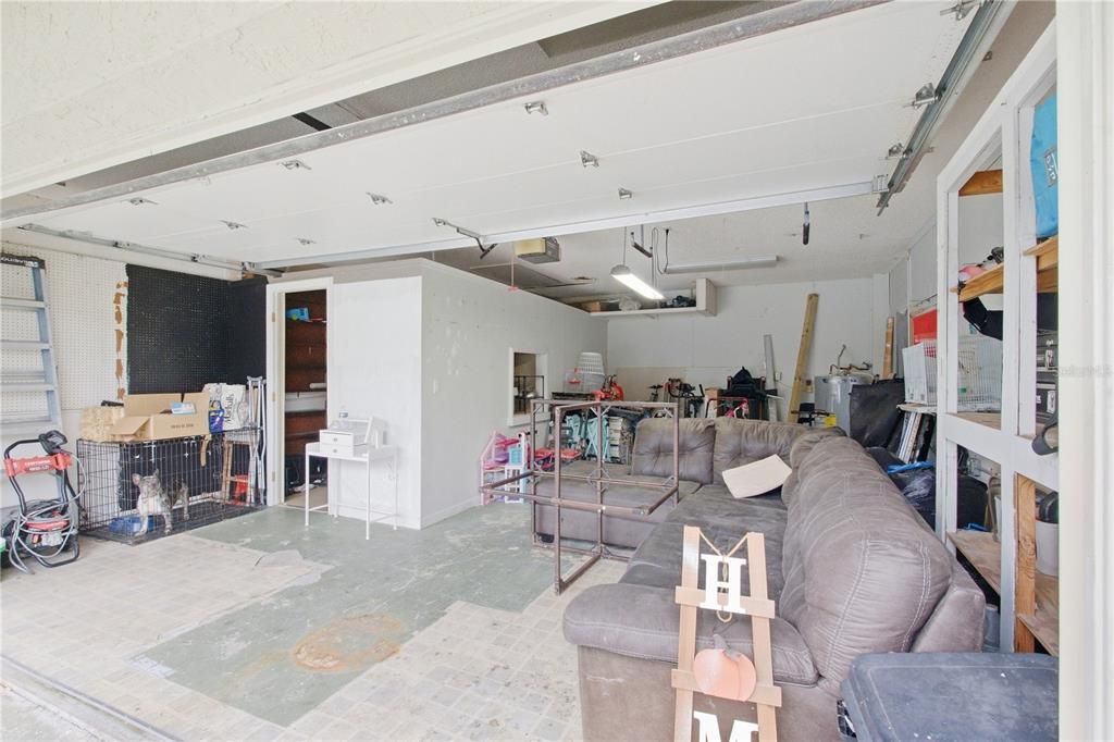 For Sale: $470,000 (3 beds, 2 baths, 2032 Square Feet)