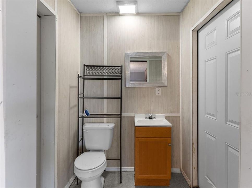 En Venta: $399,000 (6 camas, 3 baños, 2488 Pies cuadrados)