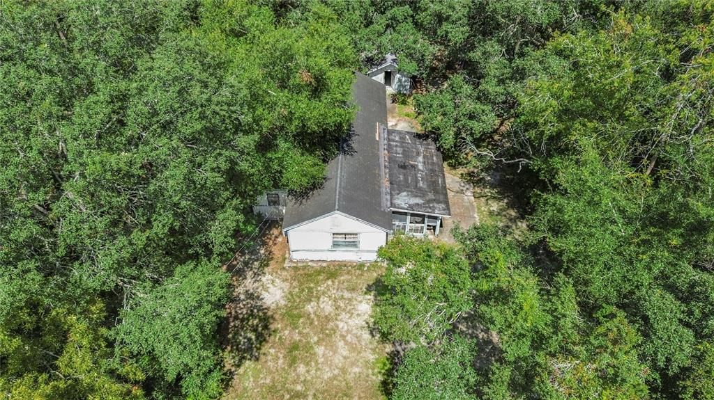 For Sale: $85,000 (1 beds, 1 baths, 804 Square Feet)