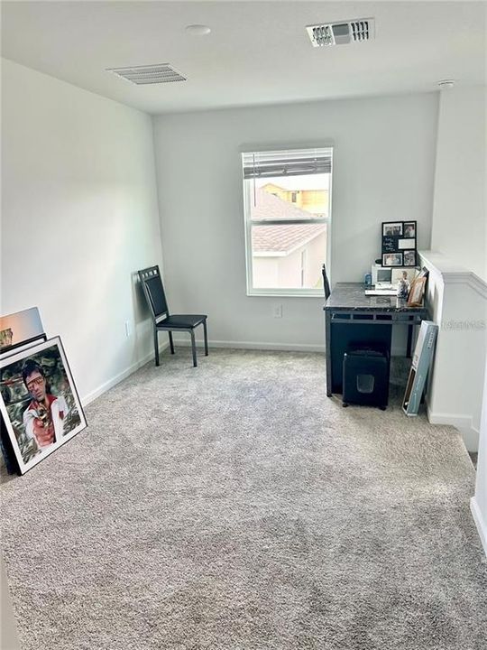 For Rent: $2,125 (4 beds, 2 baths, 1879 Square Feet)