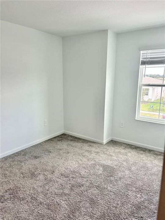 For Rent: $2,125 (4 beds, 2 baths, 1879 Square Feet)