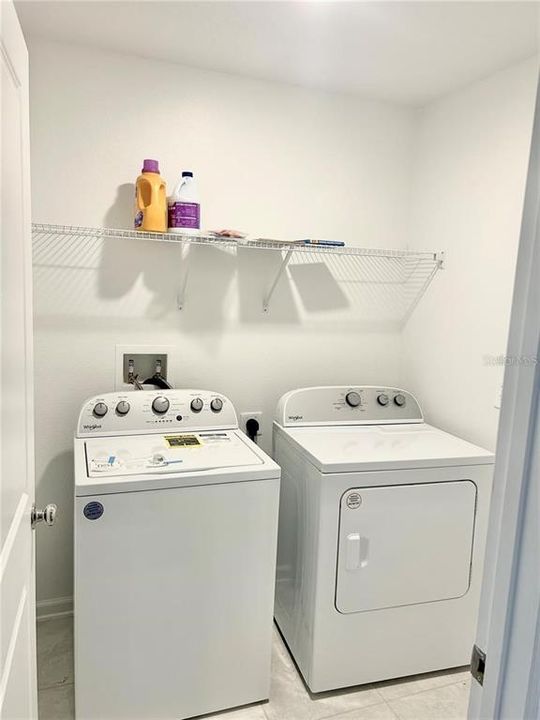 For Rent: $2,125 (4 beds, 2 baths, 1879 Square Feet)