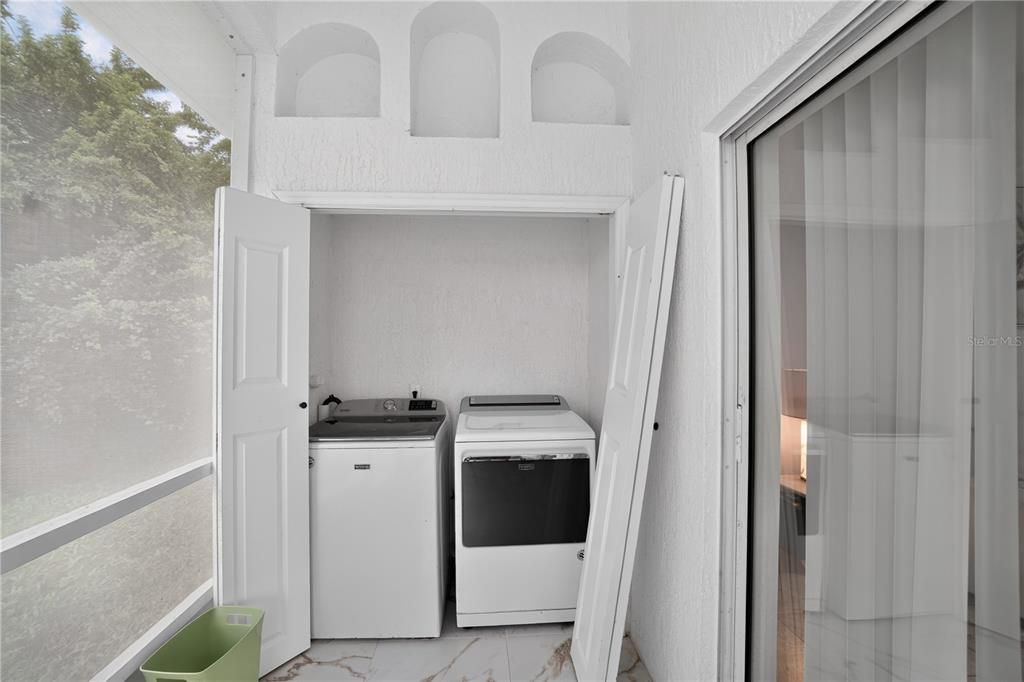 En Venta: $439,000 (4 camas, 0 baños, 2298 Pies cuadrados)
