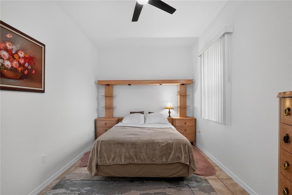 En Venta: $439,000 (4 camas, 0 baños, 2298 Pies cuadrados)