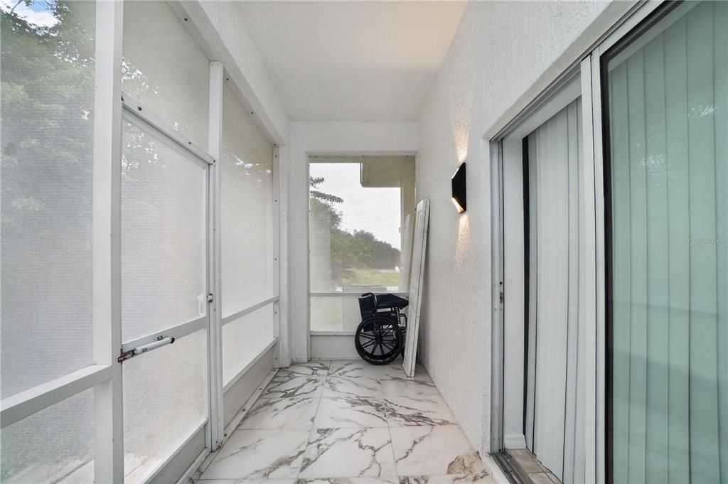 En Venta: $439,000 (4 camas, 0 baños, 2298 Pies cuadrados)