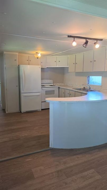 En Venta: $162,000 (2 camas, 1 baños, 672 Pies cuadrados)