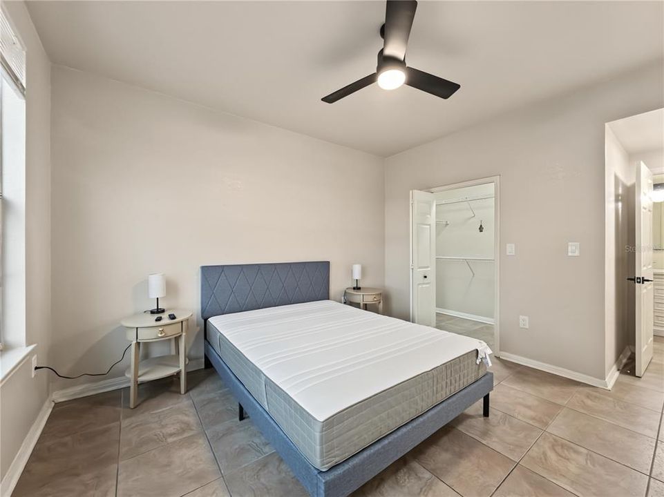 For Rent: $1,900 (2 beds, 2 baths, 1085 Square Feet)