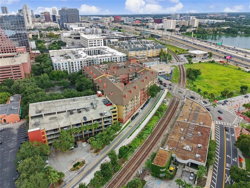 For Rent: $1,900 (2 beds, 2 baths, 1085 Square Feet)