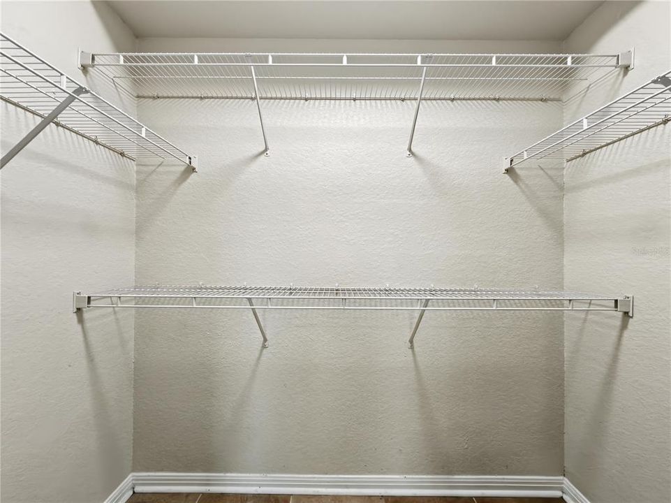 For Rent: $1,900 (2 beds, 2 baths, 1085 Square Feet)