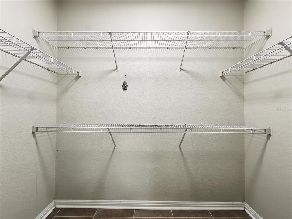 For Rent: $1,900 (2 beds, 2 baths, 1085 Square Feet)
