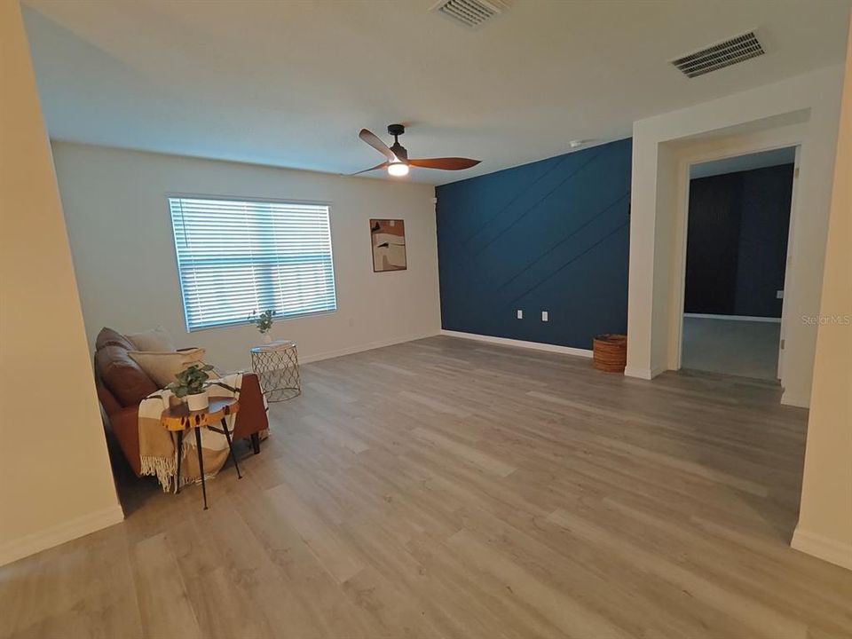 В аренду: $2,495 (4 спален, 2 ванн, 1768 Квадратных фут)