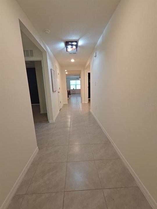 В аренду: $2,495 (4 спален, 2 ванн, 1768 Квадратных фут)