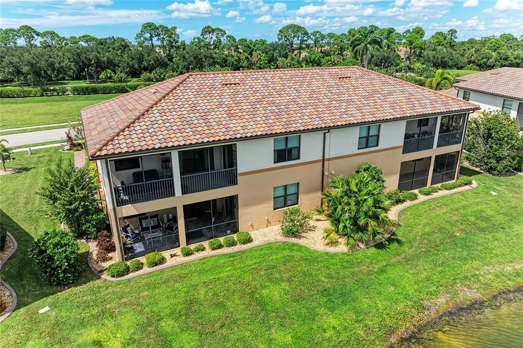 For Sale: $339,900 (3 beds, 2 baths, 2187 Square Feet)